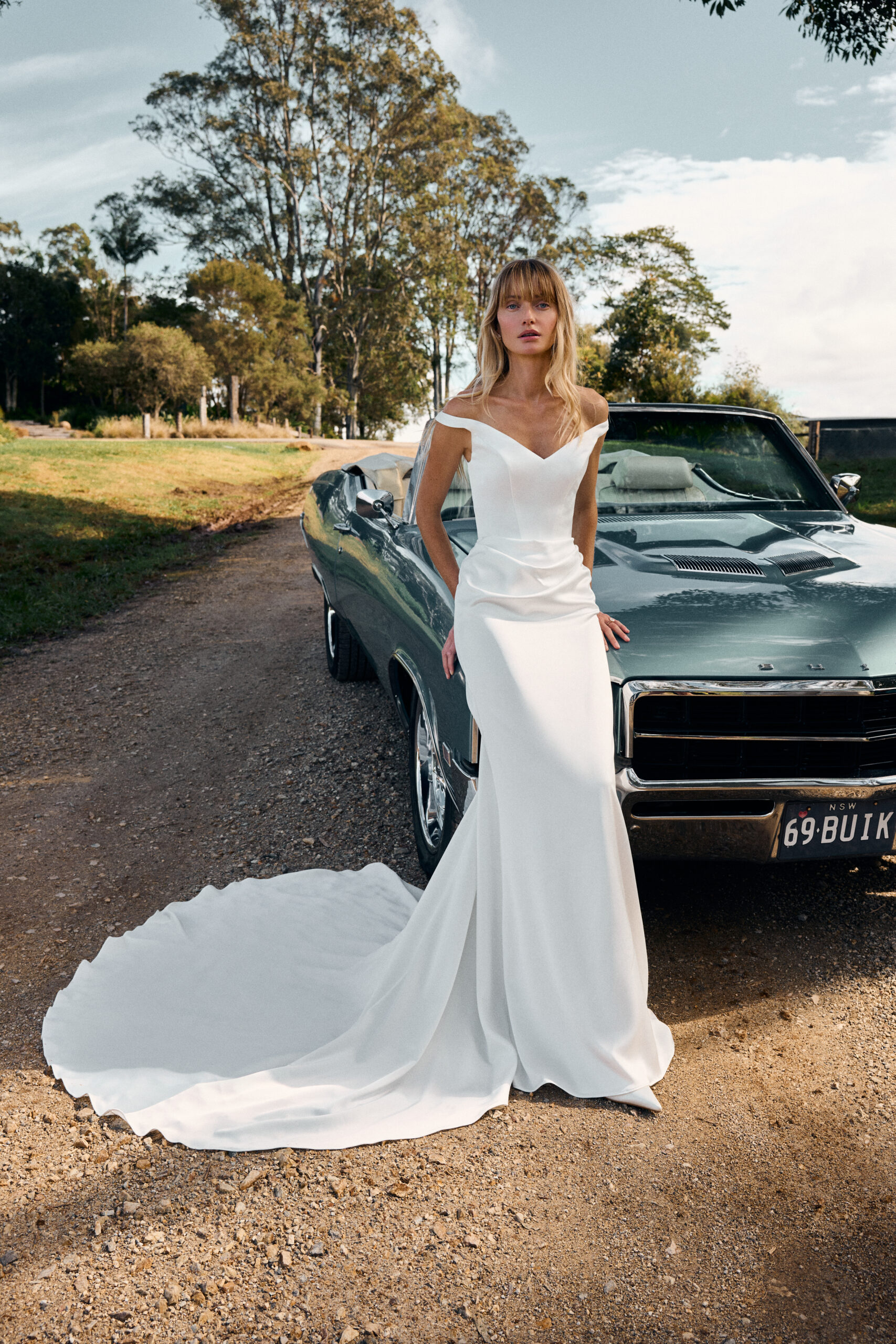 Isla Sleek Wedding Dress 4 Made With Love Bridal