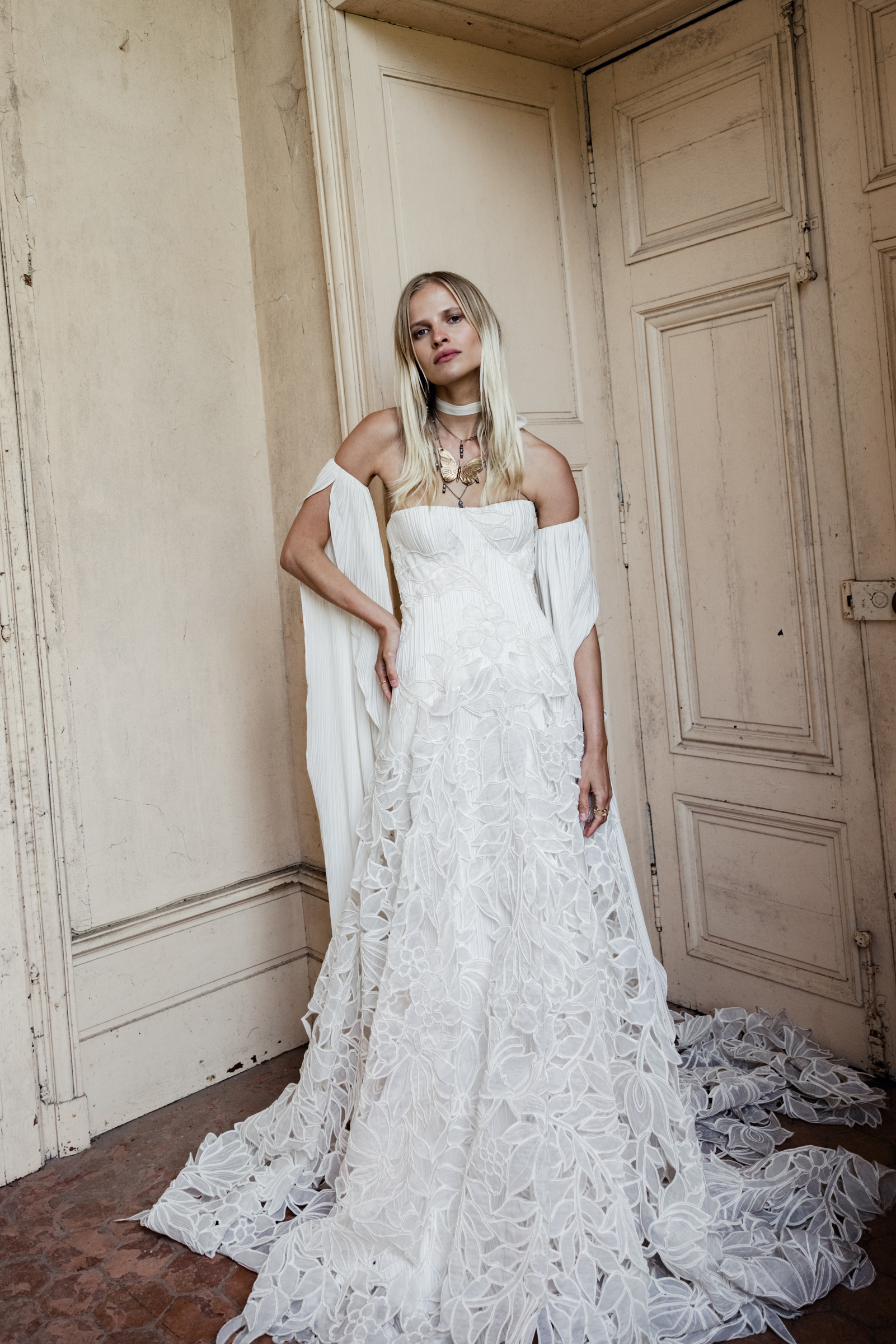 Rue De Seine_Tales From The Seine Campaign_Chateau_Loire_3