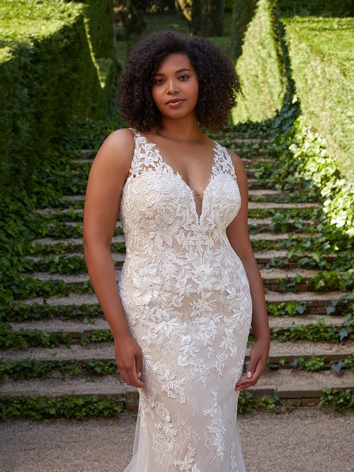 blanc-de-blanc-bridal-boutique-cleveland-dress-wedding-gown-elysee-edition-adrianna