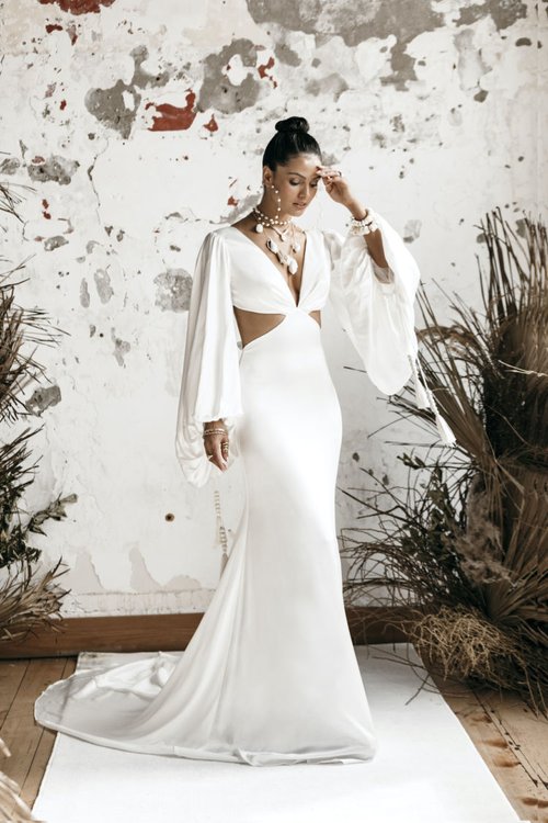 blanc-de-blanc-bridal-boutique-pittsburgh-dress-wedding-gown-COVE_RUE+DE+SEINE (1)